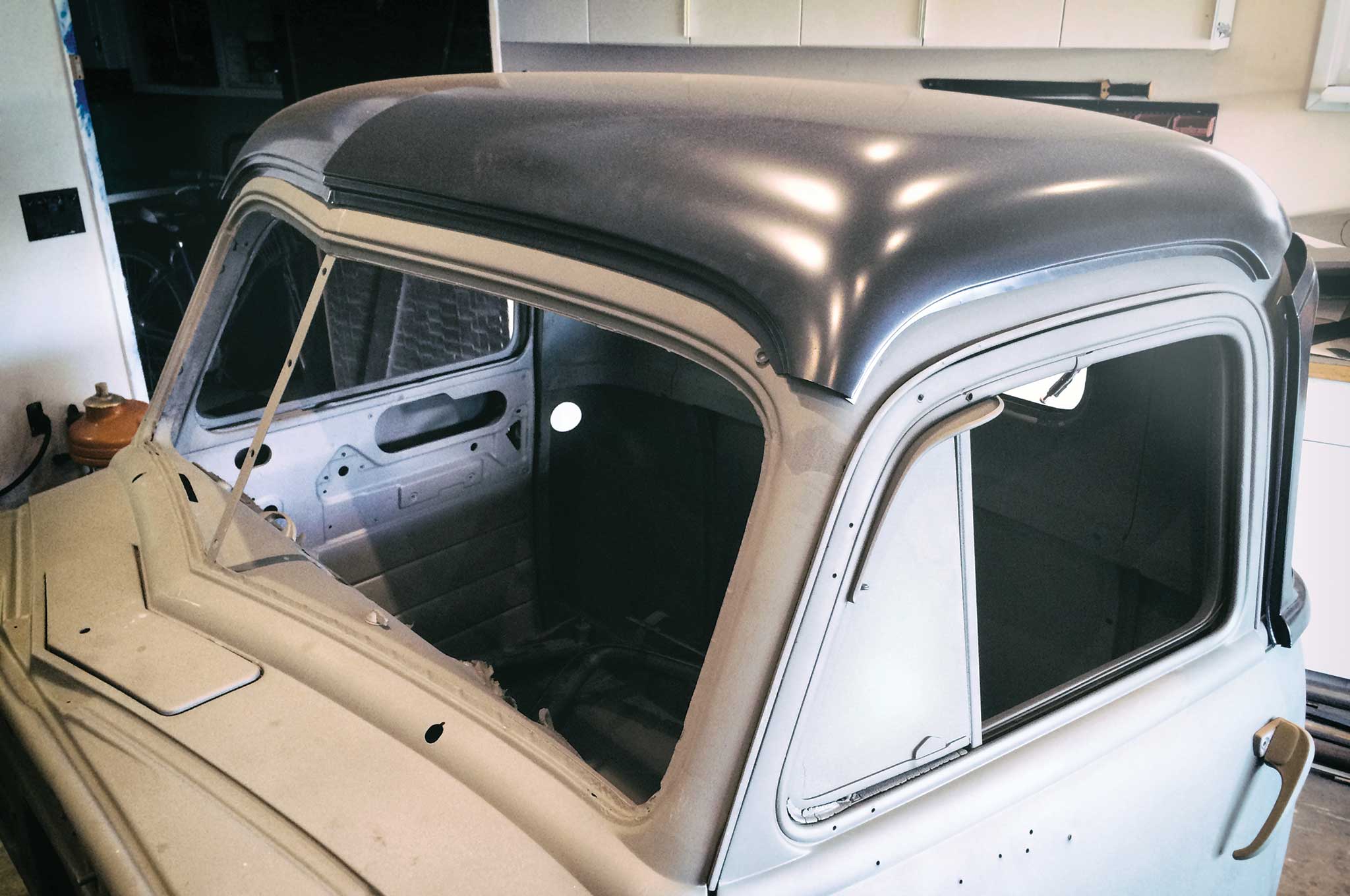 Chevy Truck 5 Window Conversion Glass House Bomb Truck